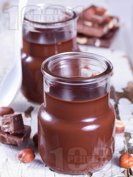 Домашен течен шоколад с лешници - снимка на рецептата